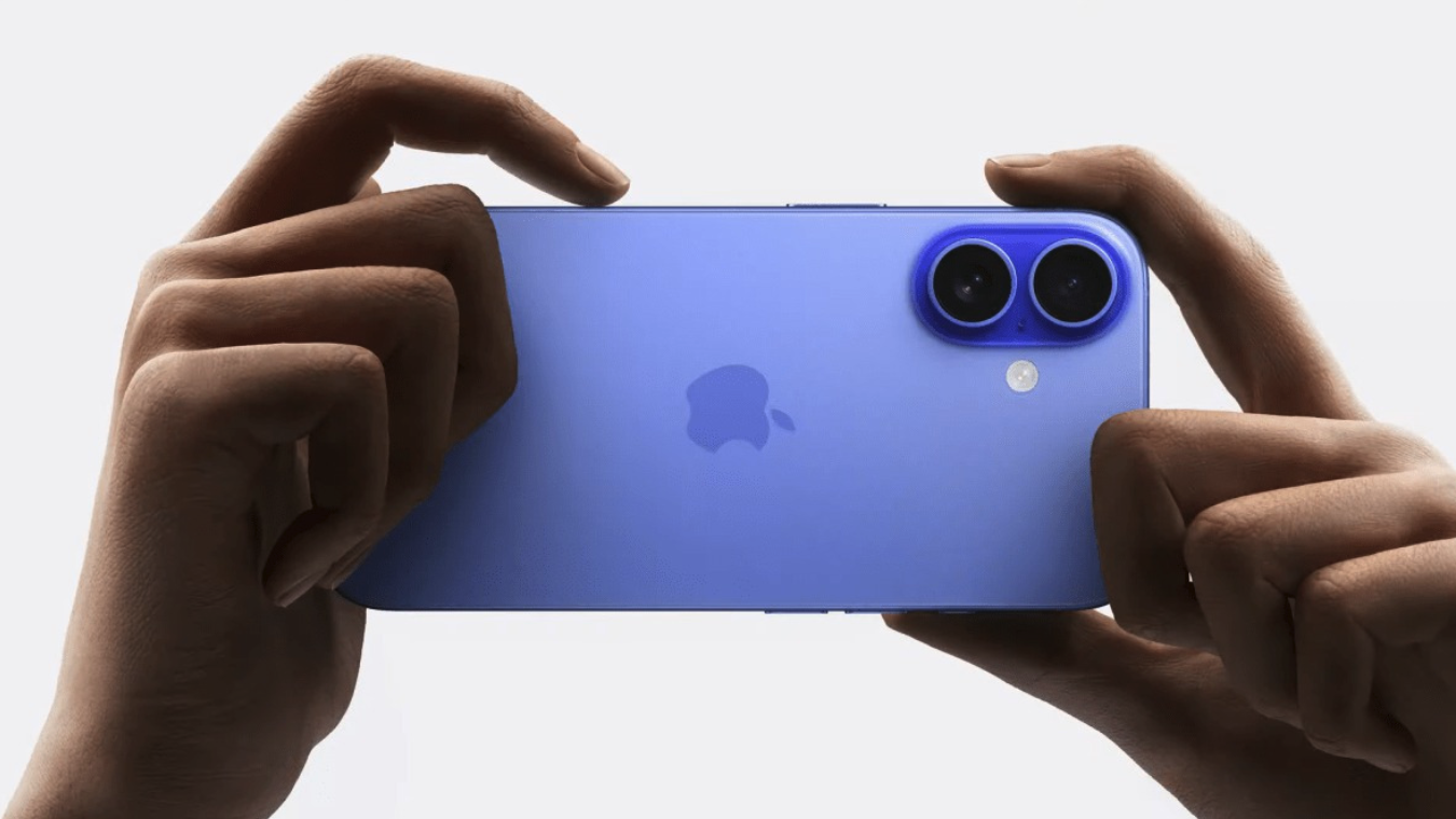 아이폰16 카메라 컨트롤을 작동하는 이미지