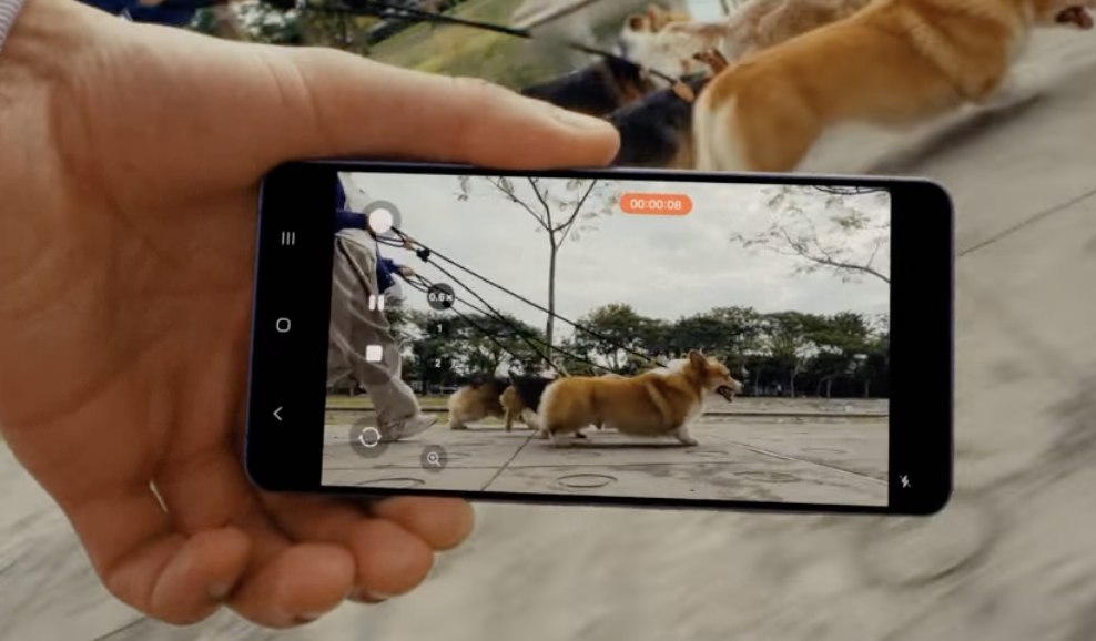 갤럭시 s26 시리즈 외부 촬영 모습